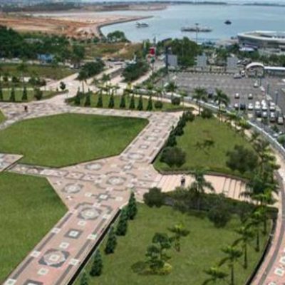 Alun-alun Engku Putri