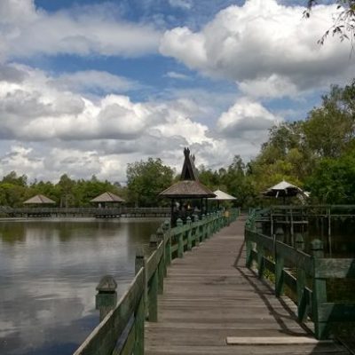 Danau Tahai