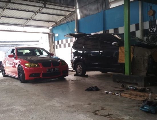 Bill’s Auto Workshop / Bengkel Mobil
