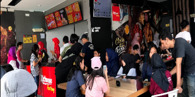 Richeese Factory Dramaga