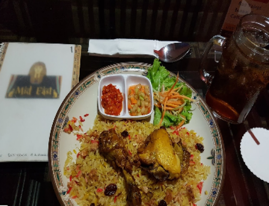 Mid East Restaurant And Shisha Lounge