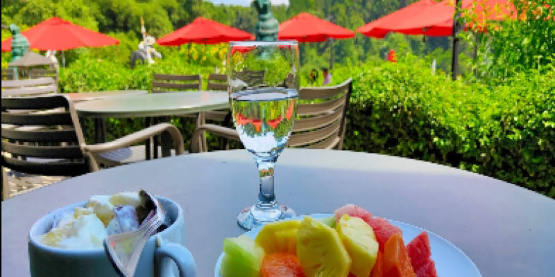 Grand Garden Resto & Cafe