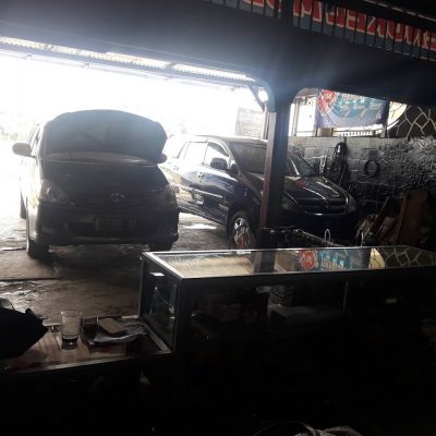 Bengkel Mobil "SADEWA MOTOR"