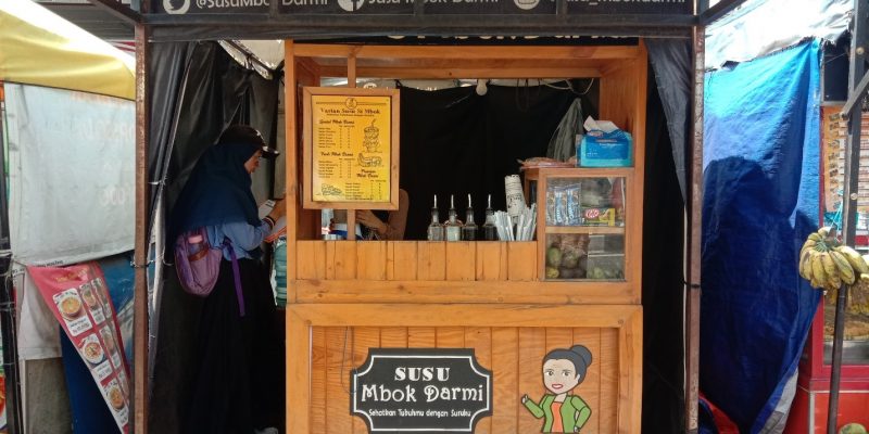 Susu Mbok Darmi Taman Topi Square