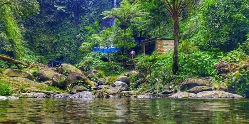 Air Terjun Curug Nangka Indah