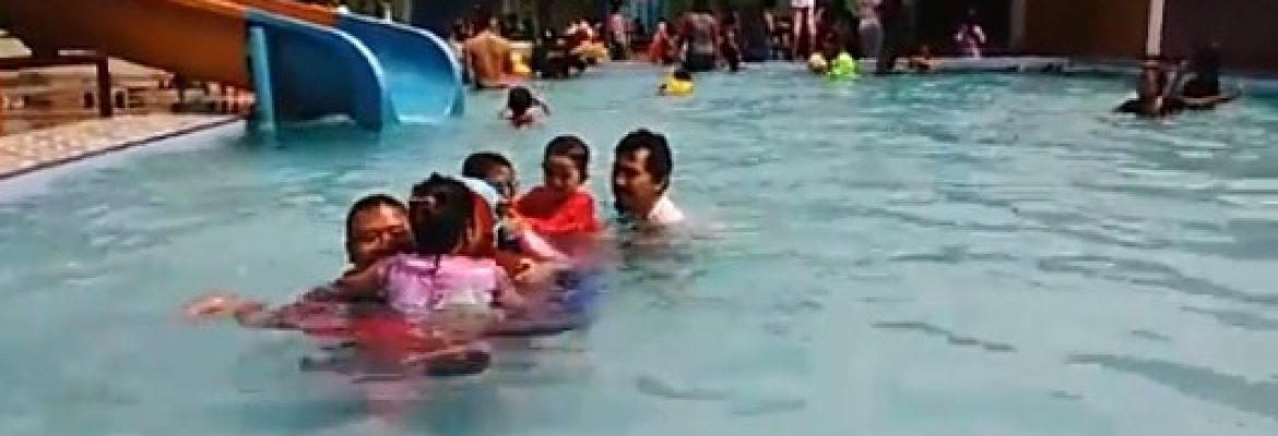 Kolam Renang Alpin