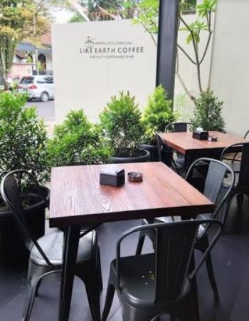 Like Earth Coffee