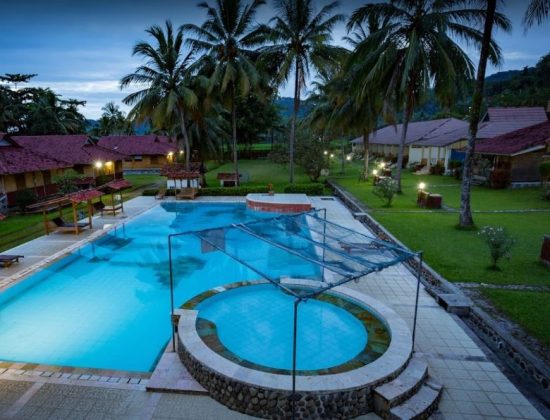 Ocean Queen Resort Hotel