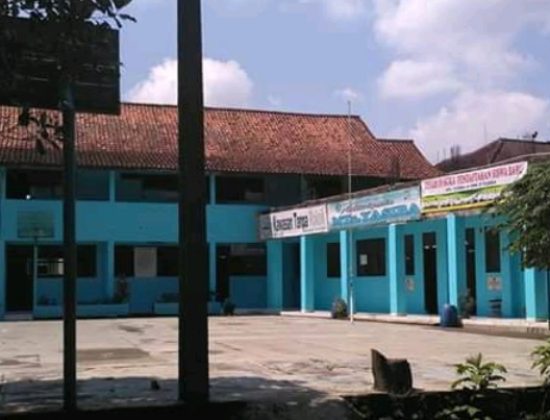 Madrasah Tsanawiyah Yasiba